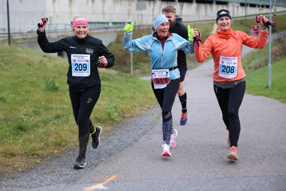 Tone Fløttum og Frode Stenberg best på halvmaraton i Lørenskogløpet Halvmaraton - Blide damer.JPG