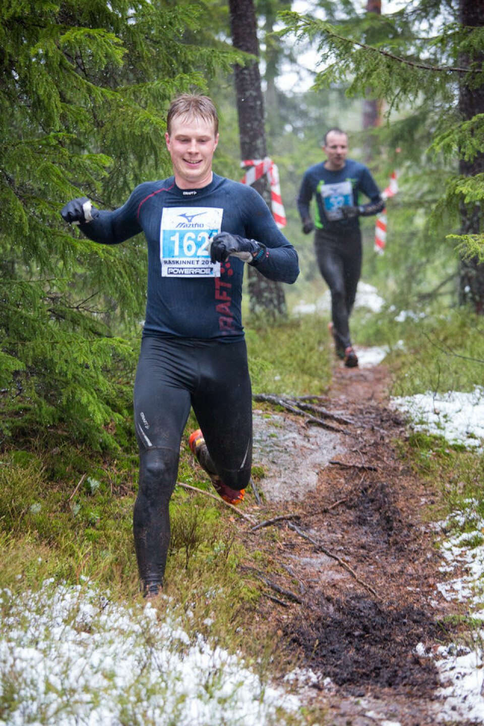 Knutsmoen og Aaslund vant et meget gjørmete Råskinn kledt i hvitt WEB_2016-04-30-SYL_2030_640x960.jpg