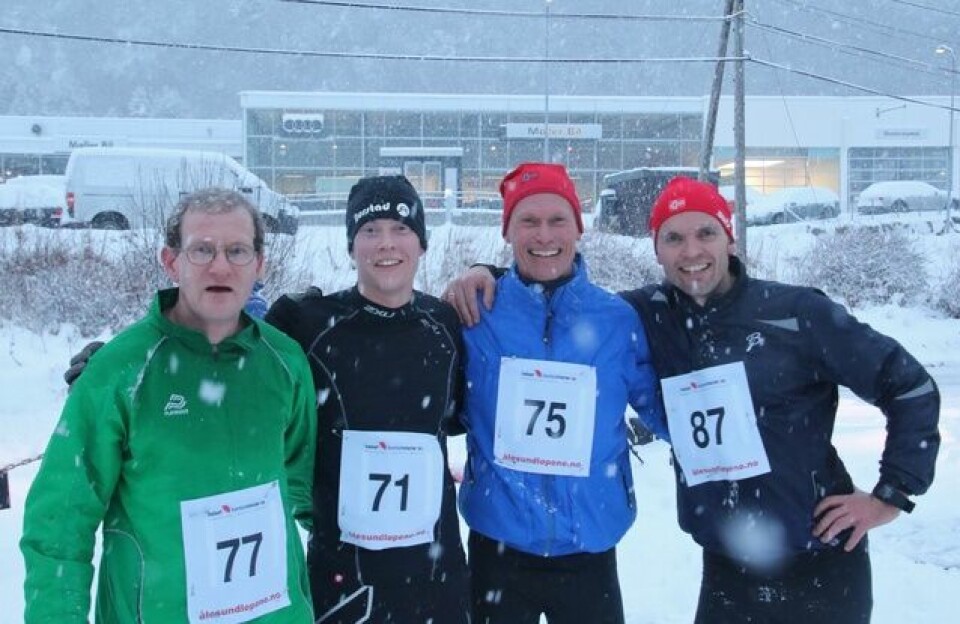 Ålesund vinterkarusell i snøkave og løssnø 0S3A4675.jpg