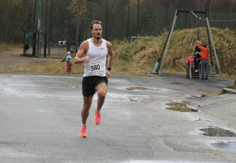 Baccalao, 80-årsfeiring og fest under Oktobermila i Ålesund 5km_Thomas_Schjoett_Hannevig