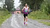 Maratonvinner Morten Dalhaug legger ut på sin andre solorunde fra Sæter gård. (Foto: Rolf Bakken)