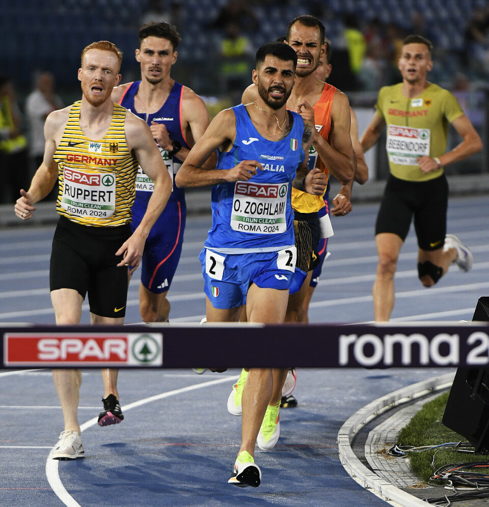 Dobbel fransk på 3000 meter hinder for menn 3000mh-zoghlami-innhenten-1runde-igjen_50D7324.jpg