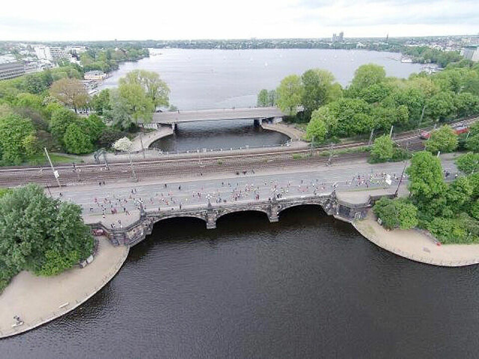 Tre norske klasseseire i Hamburg De_to_sjoene_.jpg