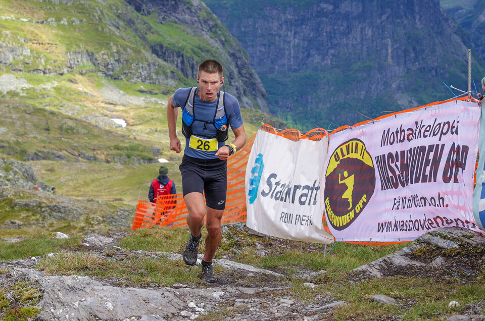 Geir Steig var i dag løpets raskeste deltaker. Det ble levert flere sterke prestasjoner i noe krevende forhold opp Kvasshovden. (Foto: Arne Dag Myking) Geir Steig var i dag løpets raskeste deltaker. Det ble levert flere sterke prestasjoner i noe krevende forhold opp Kvasshovden. (Foto: Arne Dag Myking)