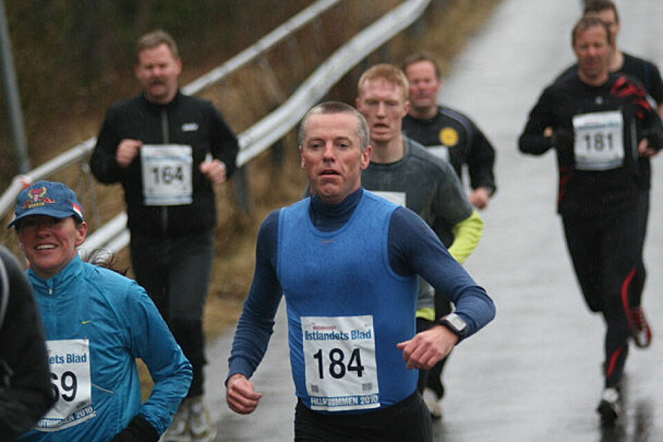 Våt start på Follotrimmen 2010 Follotr_2010_AtlasCo_Steinar_Lien_felt