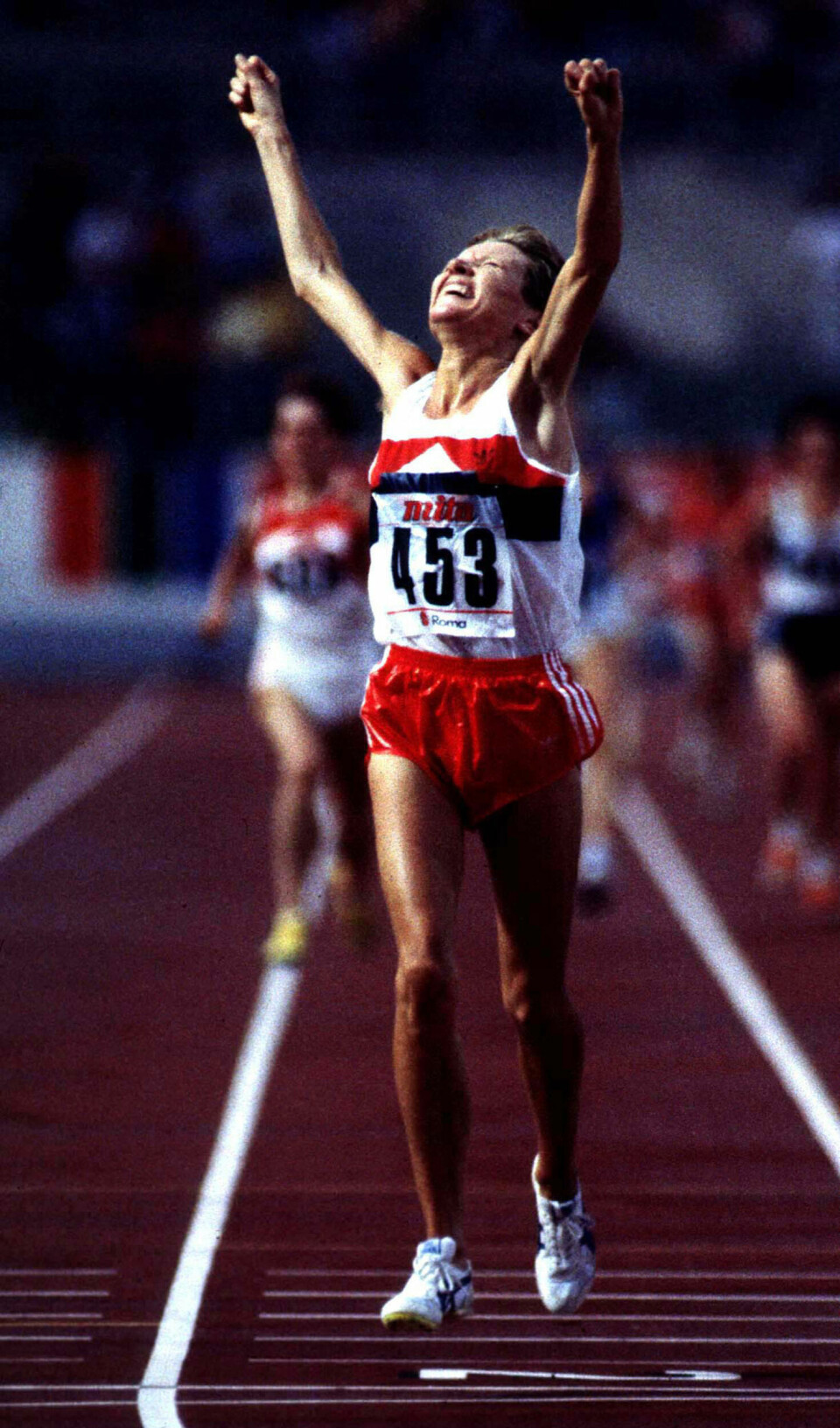 Ingrid Kristiansen – skiløperen som ble verdens beste langdistanseløper KRISTIANSEN-INGRID-VM-gull-6-Rome87.jpg