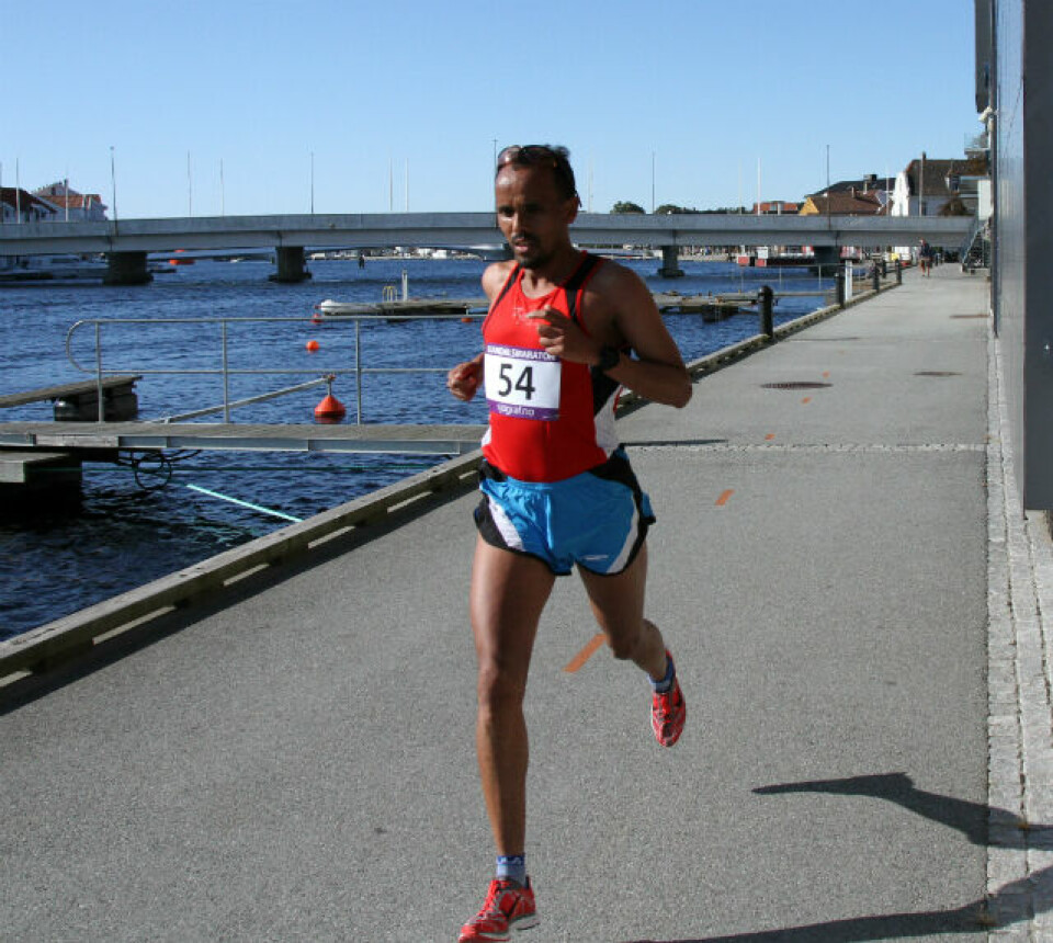 Rekorddeltakelse da Øystein Wergeland vant det 40. og siste Mandalsmaraton! abraham_IMG_3082.jpg