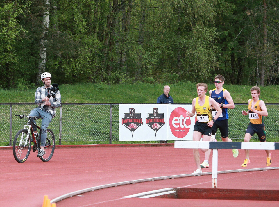 Direktesport følger tett alle løpene i Per Halle Invitational fra kl. 17.55 i dag. Ingressbilde