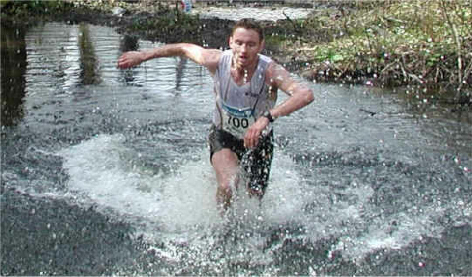 Råskinnet jubilerer med sitt 20. løp Bernt_Bjoernsgaard_vinner_Raaskinnet_2002_0451.jpg
