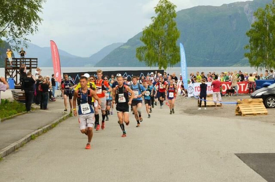 Lars Erik Skjervheim satte ny rekord i Hornindal Rundt starten_02.jpg