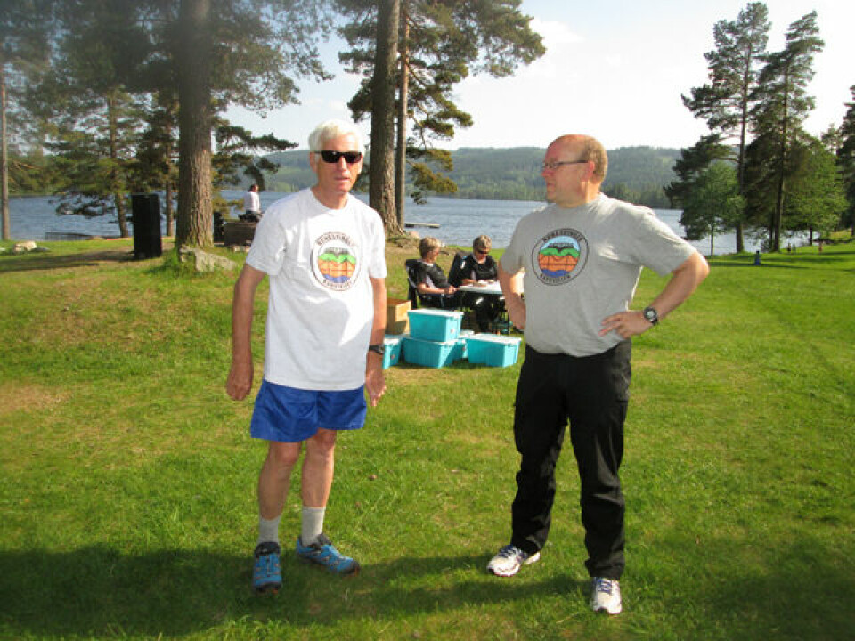 Per Erik Monsrud suveren i Bæreia rundt Paal_Evensen_og_medhjelper.jpg