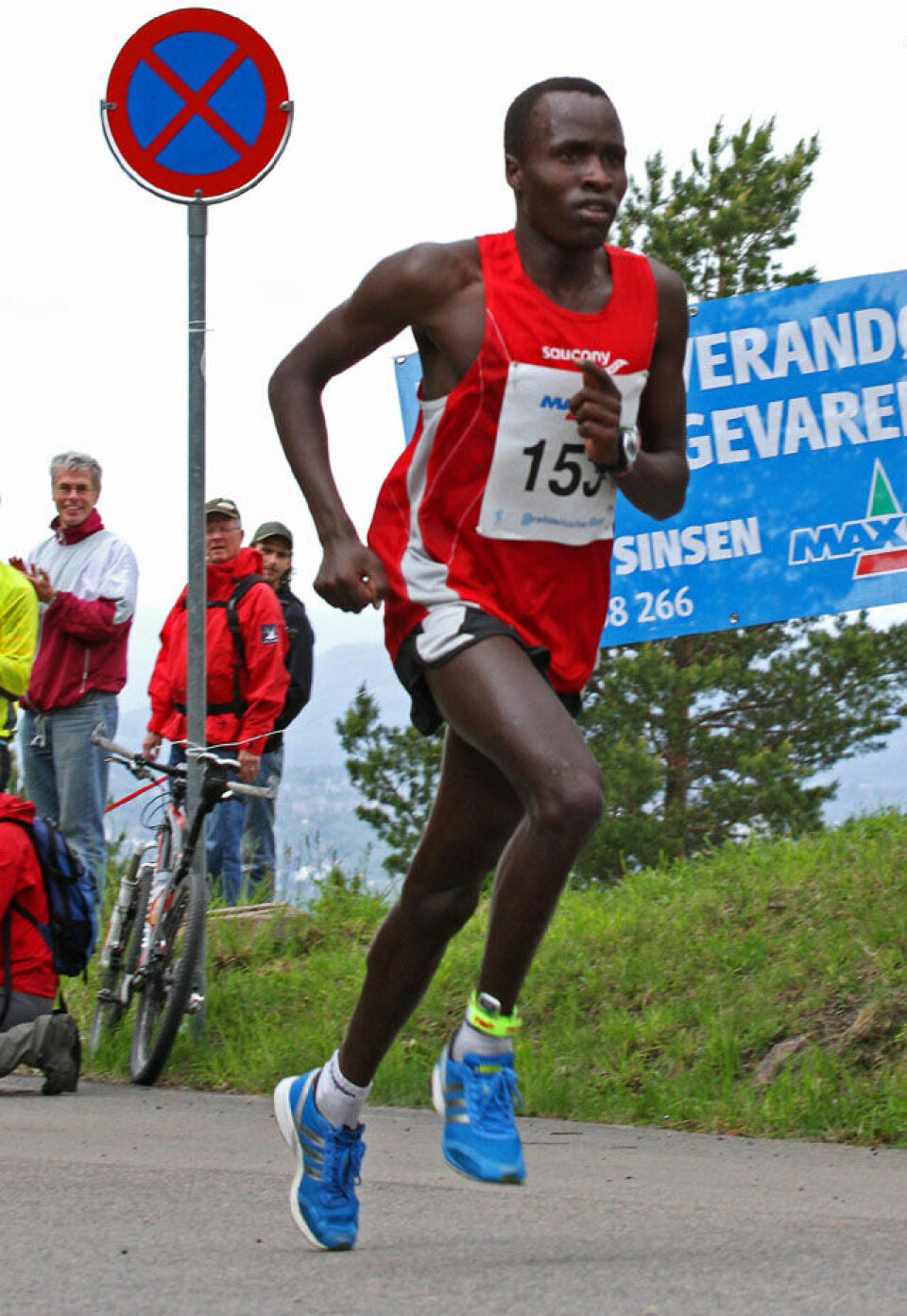 OPPTUR for Grefsenkollen Opp 640_Hillary_Kipchumba_innspurt