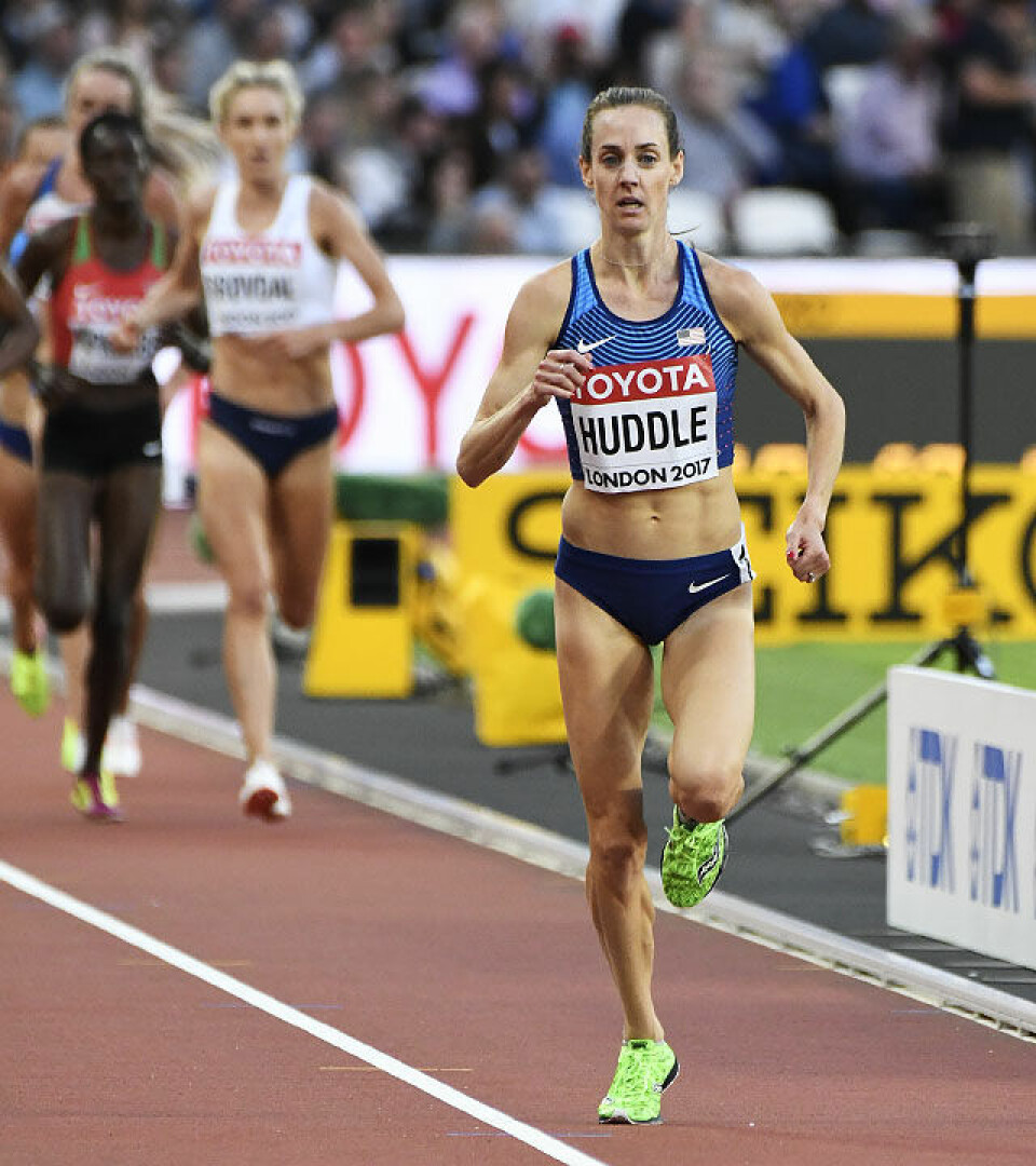 Karoline Bjerkeli Grøvdal finaleklar på 5000 m 5000-2-huddle_50D8833.jpg