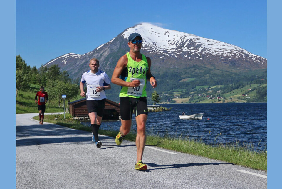 Det tradisjonsrike Jølster Maraton er i år vertskap for NM Maraton. (Foto: arrangør) Det tradisjonsrike Jølster Maraton er i år vertskap for NM Maraton. (Foto: arrangør)