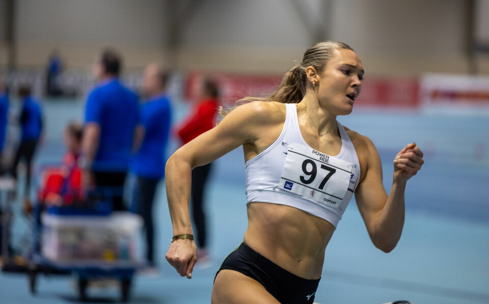 Amanda Grefstad Frøynes venta ikke på noen og løp inn til et klart NM-gull på 800 m i Rudhallen i Bærum. (Foto: Samuel Hafsahl) Amanda Grefstad Frøynes