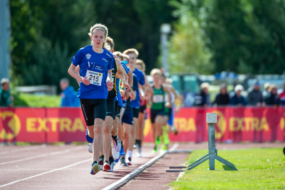 UM 2020: Malin Hoelsveen (J15) og Andreas Fjeld Halvorsen (G15) vant 2000 meter G15_2000m_Heat1_Heat_DSC0247.jpg