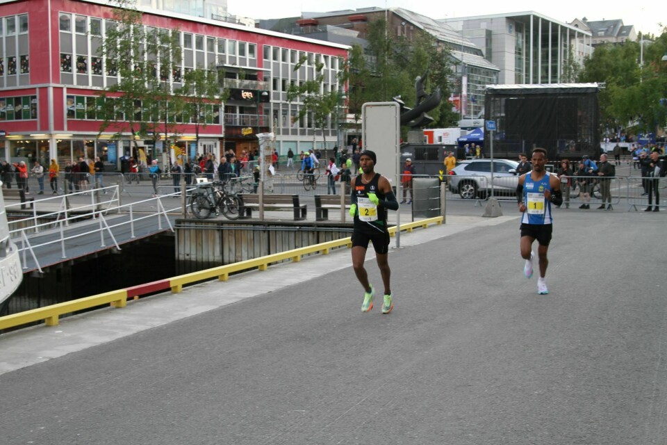 Midnight Sun Marathon - løpefesten er tilbake i nord! Vinner maraton_1.JPG