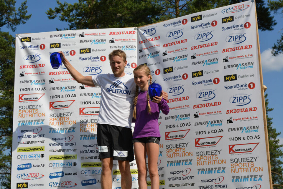 Totalvinnere av Koboltgruvene Opp anno 2015 - og 2016: Emma Kirkeberg Mørk og Per Kristian Nygård. Bildet er tatt etter fjorårets løp. (Arrangørfoto) Totalvinnere av Koboltgruvene Opp anno 2015 - og 2016: Emma Kirkeberg Mørk og Per Kristian Nygård. Bildet er tatt etter fjorårets løp. (Arrangørfoto)