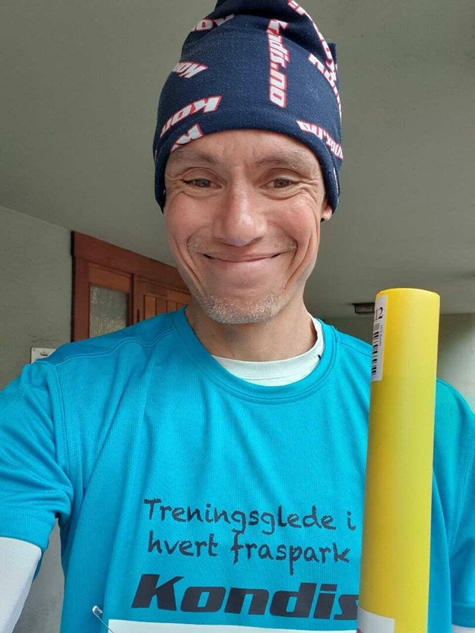 Sosialt og moro på Kondis sitt lag i Holmenkollstafetten Presidenten med pinnen.jpg