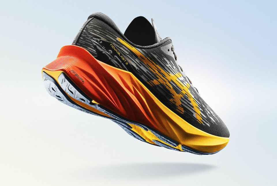 Den populære treningsskoen Asics Novablast lanseres i ny utgave Asics_Novablast 3_M_B.jpg