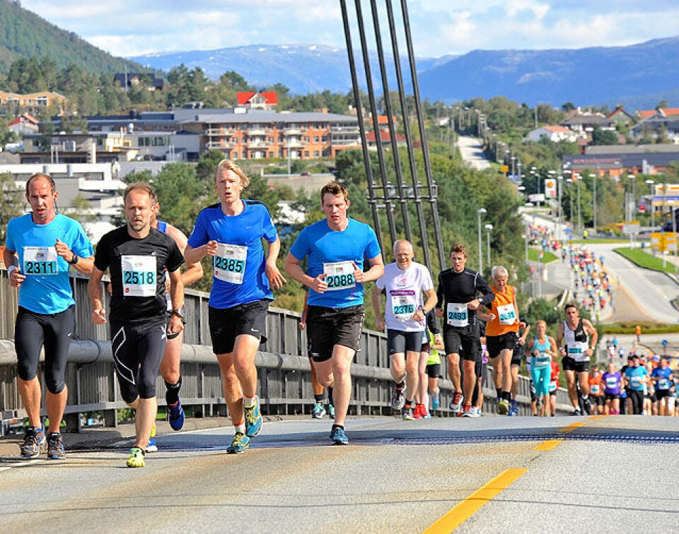 424 løp Fjord-Norge Halvmaraton i Knarvik. (Foto: Jørgen Pettersen) 424 løp Fjord-Norge Halvmaraton i Knarvik. (Foto: Jørgen Pettersen)