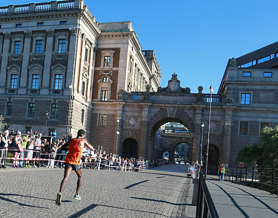 Pernilla Epland ble nr. 8 i Stockholm Halvmarathon Mustafa_Mohamed_gjennom_riksdagen_AZ3T0860.jpg