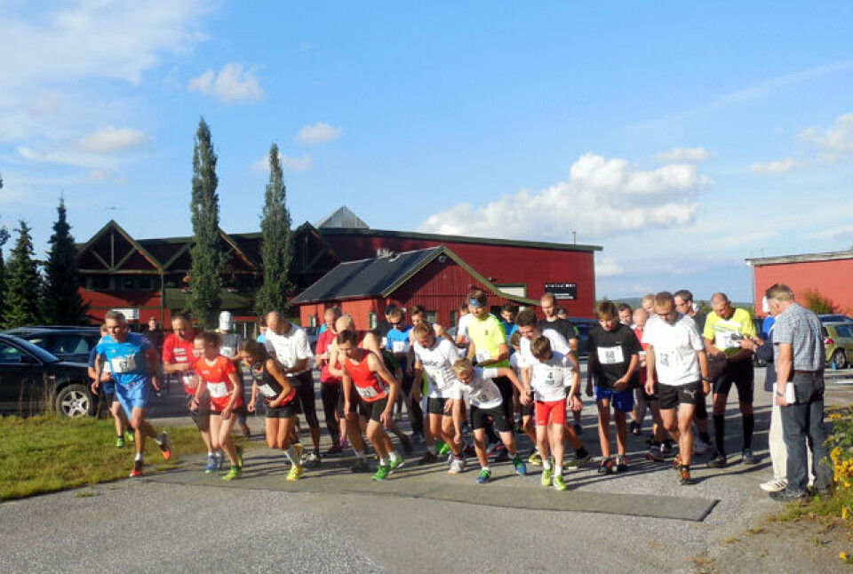 42 løpere klare til start i den 5,5 km lange løypa på Galterud tirsdag. (Foto: Liv Berit Roland) 42 løpere klare til start i den 5,5 km lange løypa på Galterud tirsdag. (Foto: Liv Berit Roland)
