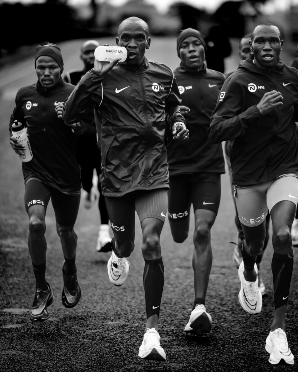 Hvordan bedre prestasjonen med karbohydratoptimalisering? Eliud-Kipchoge-foto-Breaing-2-IMG_9160.jpg