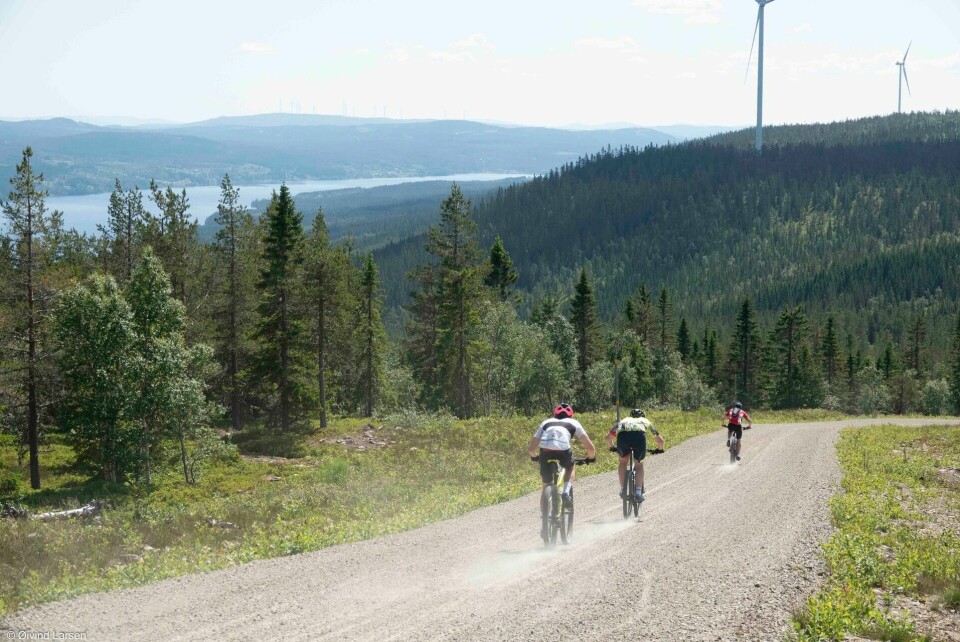Endelig Østen Brovold Midtsundstad sin tur i Trysil-Knut rittet Nedover fra Ulvsj¢berget.jpg