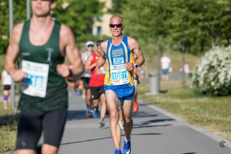 BLOGG: Jakten på Hjelmeset Jon_ILseng_5km_Fornebuløpet