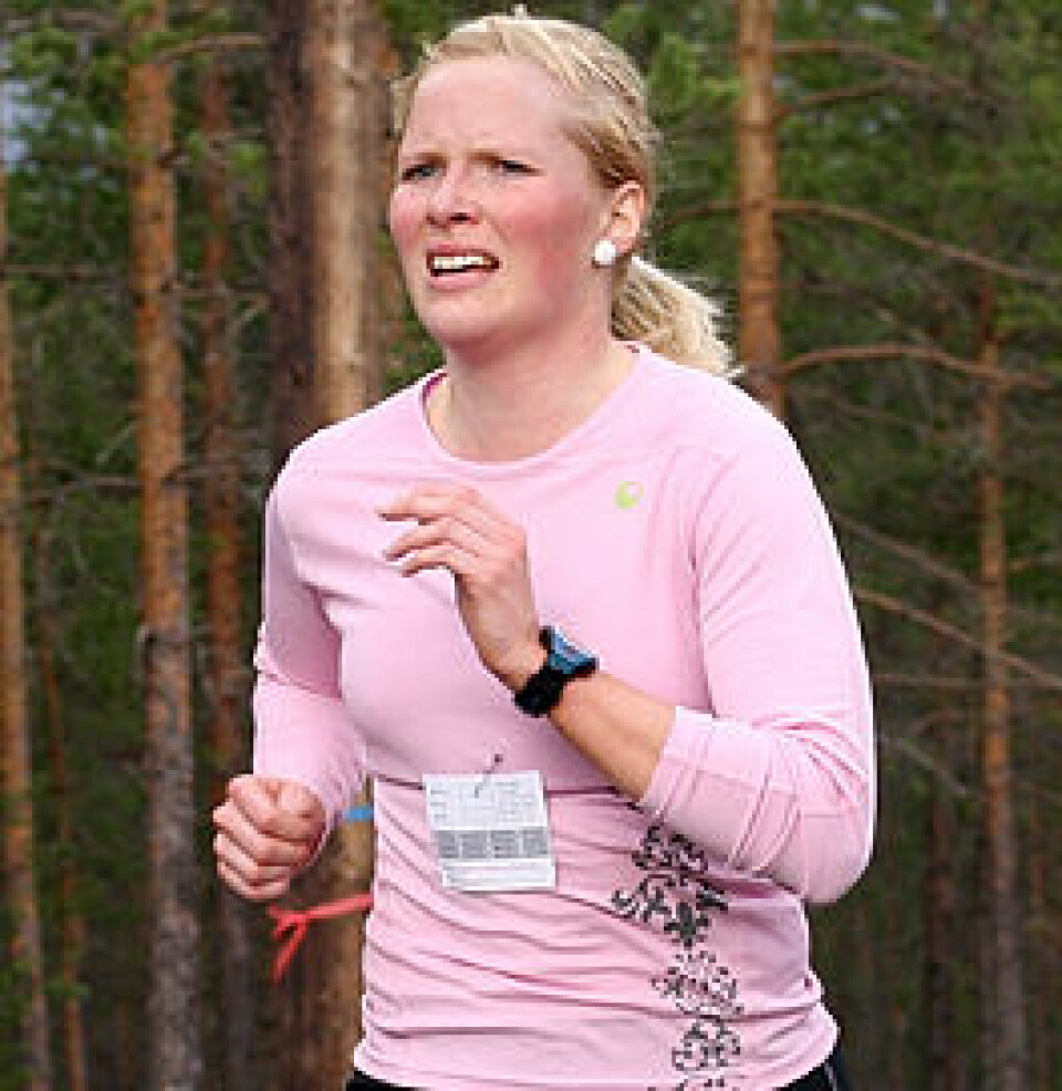 Full fart i Gå-Joggen Ida_G_Pedersen_Gaa-joggen_2009