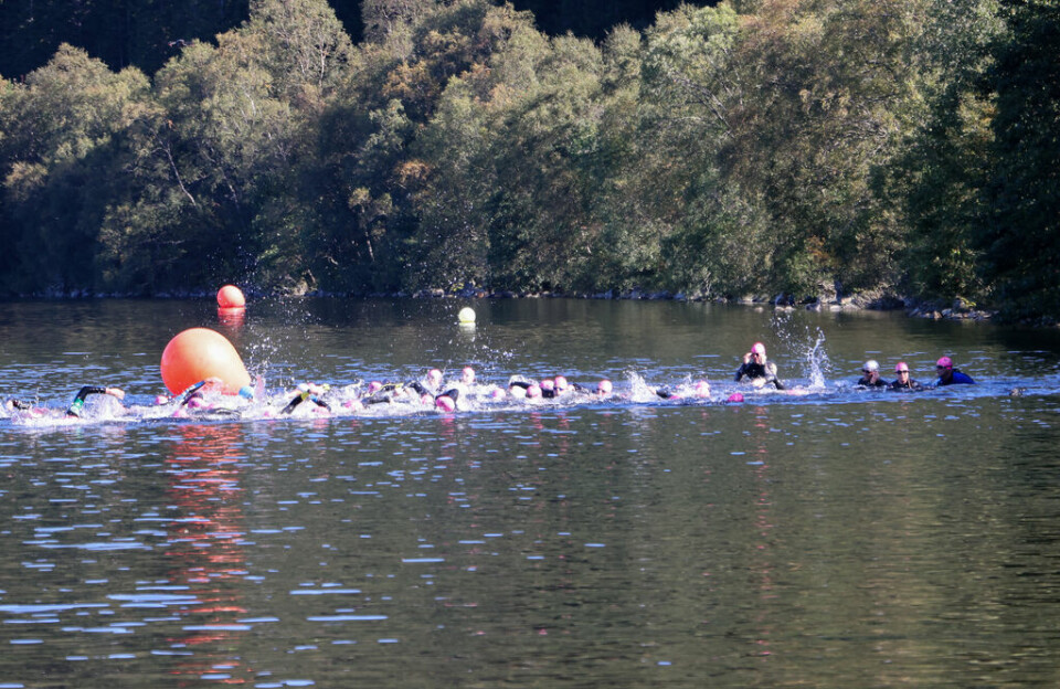 Knut Vikebakk og Christine Høyvik vant Hareidsdølen triatlon Foto Maria T. Aambakk_01.jpg