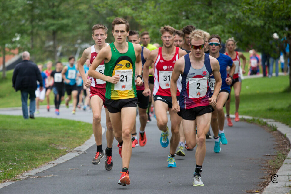 Tøff duell mellom Live Solheimdal og Heidi Pharo i Lørenskogløpet 10K-0KM-SYL_2916.jpg