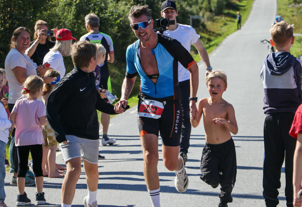 Knut Vikebakk og Christine Høyvik vant Hareidsdølen triatlon Andre_herre_Foto Maria T. Aambakk.jpg