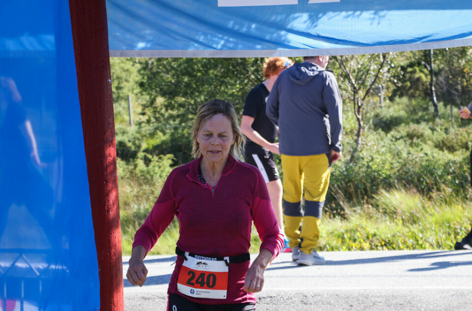 Knut Vikebakk og Christine Høyvik vant Hareidsdølen triatlon Tredje_dame_Foto Maria T. Aambakk.jpg