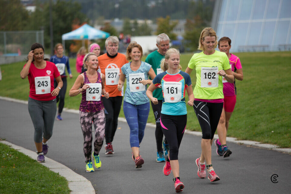 Tøff duell mellom Live Solheimdal og Heidi Pharo i Lørenskogløpet 5K-start-SYL_3041.jpg