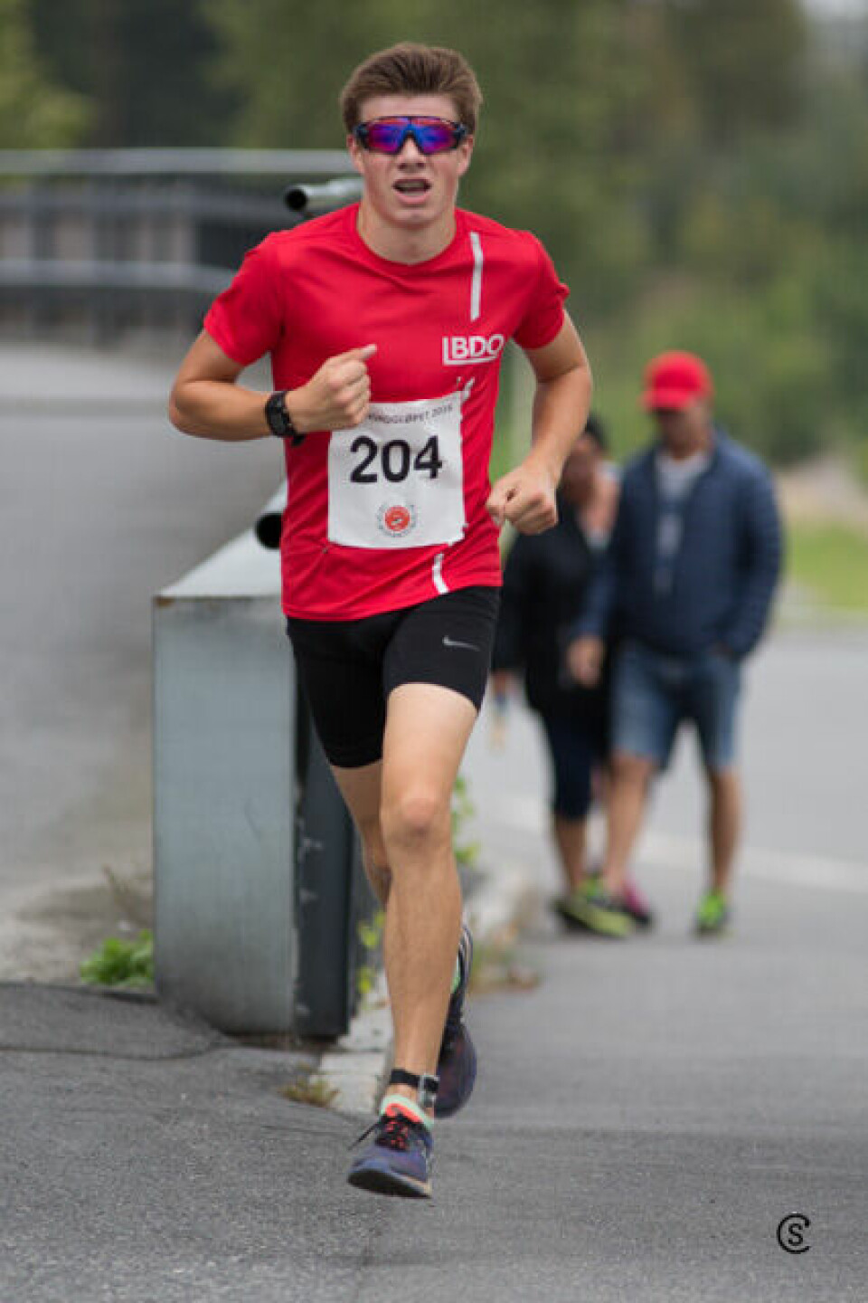 Tøff duell mellom Live Solheimdal og Heidi Pharo i Lørenskogløpet 5K-finish-SYL_3141.jpg