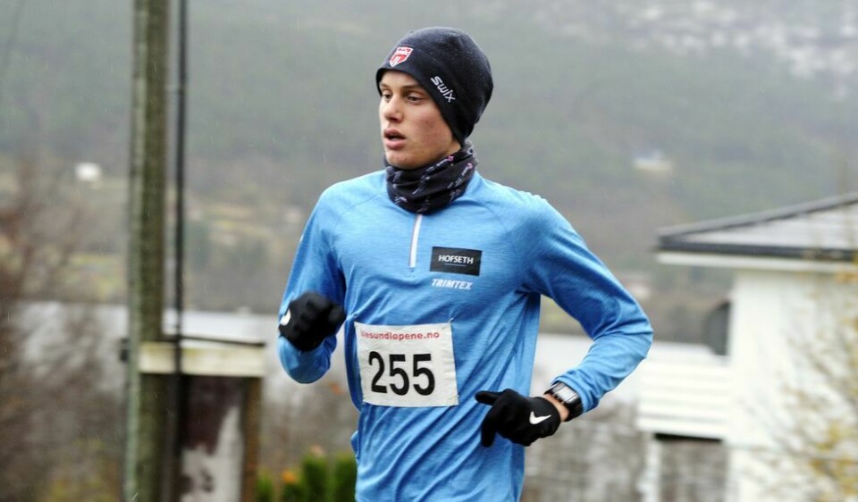 Sist lørdag vant han Grimstadvatnet rundt. I oktober var han førstemann på Østremsetra. I dag vant Andreas Vangsnes også 5 km i Ålesund vinterkarusell på 16.38 og slo Øystein Halvorsen sin gamle løyperekord fra 2014. Foto: Jarle Mordal, smp Sist lørdag vant han Grimstadvatnet rundt. I oktober var han førstemann på Østremsetra. I dag vant Andreas Vangsnes også 5 km i Ålesund vinterkarusell på 16.38 og slo Øystein Halvorsen sin gamle løyperekord fra 2014. Foto: Jarle Mordal, smp