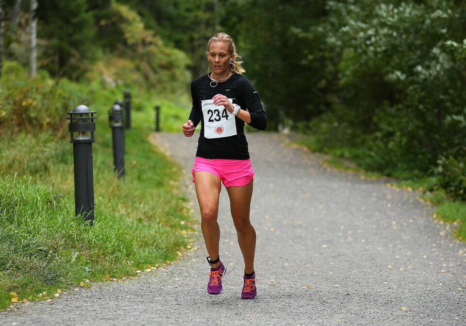 Tøff duell mellom Live Solheimdal og Heidi Pharo i Lørenskogløpet Lorenskoglopet2016-6.jpg