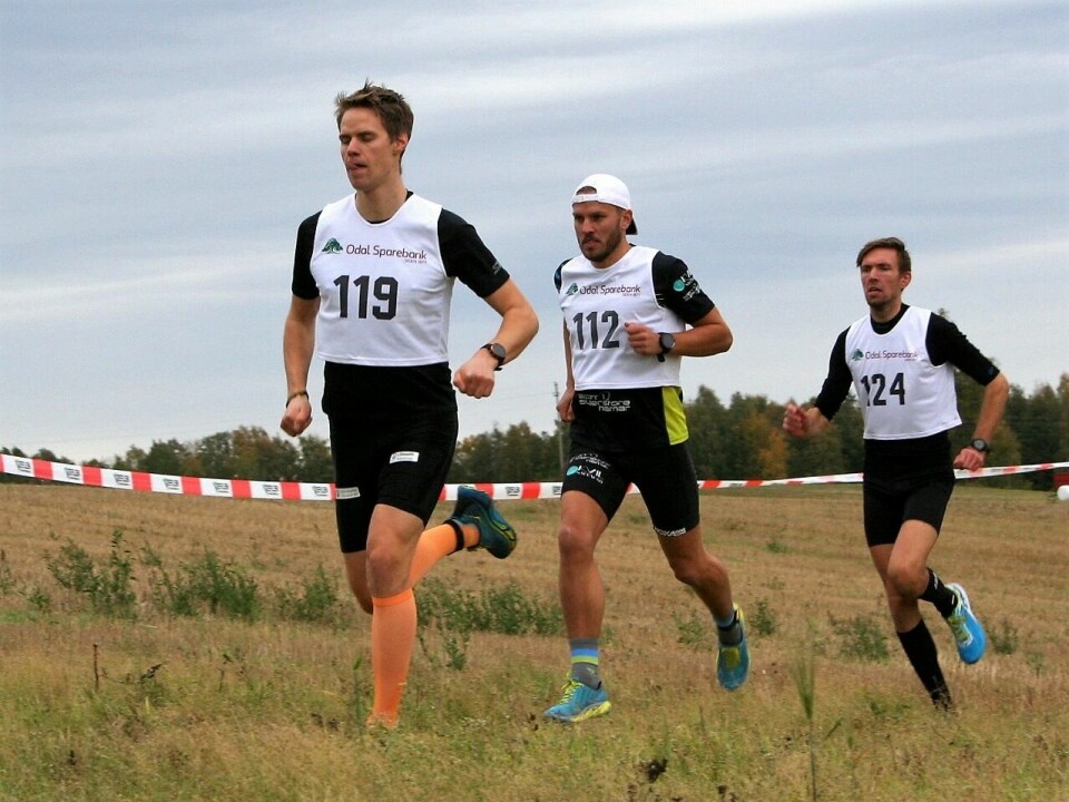 Halvor Korbøl Thoner (fra v.), Ola Erling Korbøl og Magnus Salberg rett etter start på årets Dølisjøen Rundt. (Foto: Dølisjøens facebookside) Halvor Korbøl Thoner (fra v.), Ola Erling Korbøl og Magnus Salberg rett etter start på årets Dølisjøen Rundt. (Foto: Dølisjøens facebookside)