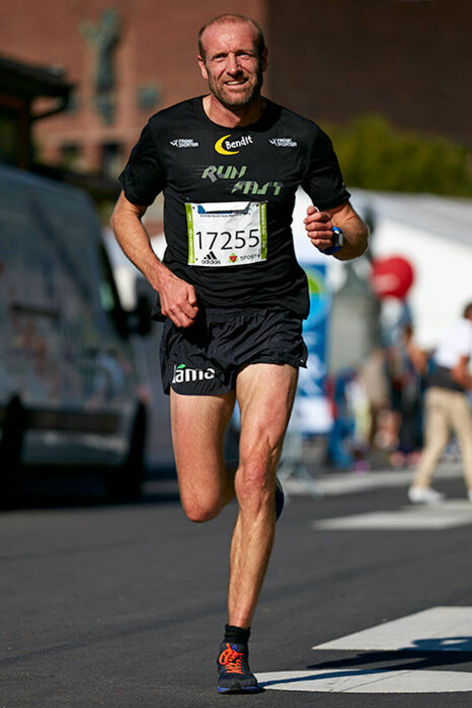 Kirui og Davies vant halvmaraton, Pharo og Moen norgesmestere 323_OM_tet_halv_foto_stian_190915.jpg