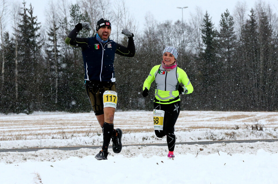 Jessheim Vintermaraton på fint vinterføre (mange bilder) Roberto-Plascencia_Raquel-Galetto.jpg