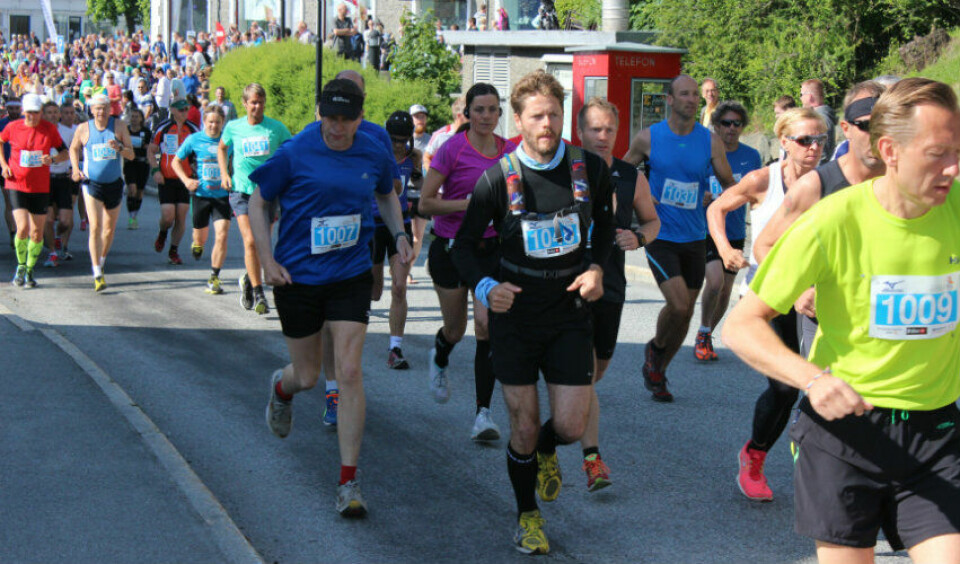 Utrolige Farsund maraton - en folkefest på alle måter MaratonFeltStart.jpg