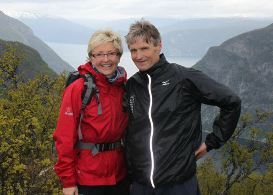 Opptur for Storehaugen Opp 640_SysterLivSigneogbrorAndersInge_2011_06_02_StorhaugenOpp