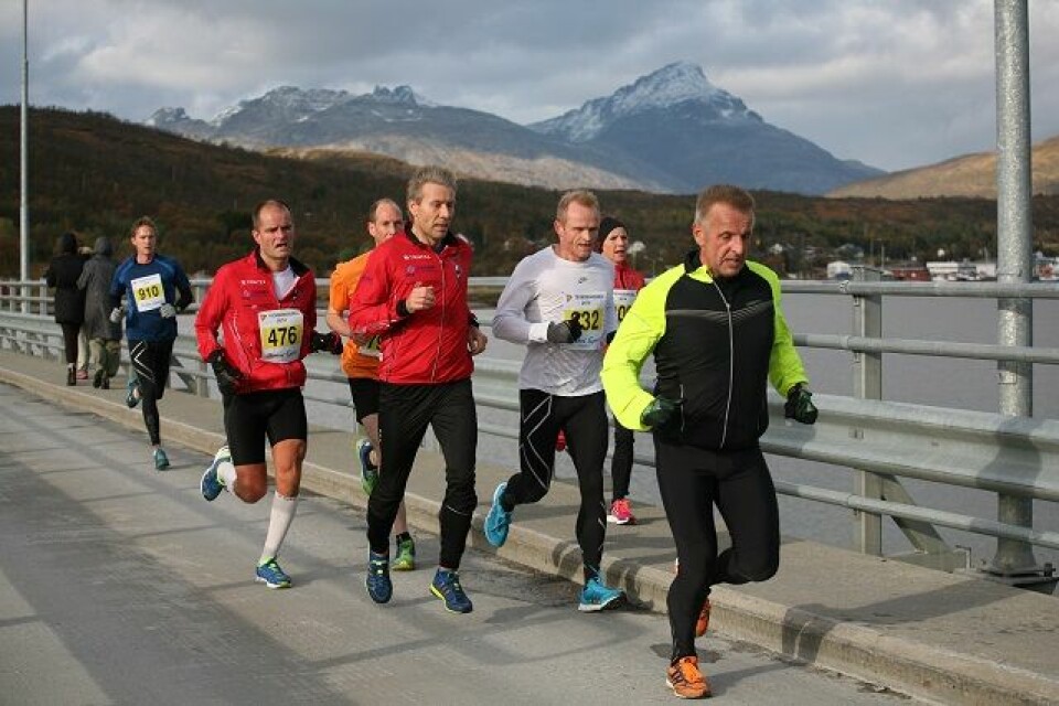 Kristian Ulriksen vant halvmaraton i siste Tromsøkaruselløpet 03.jpg
