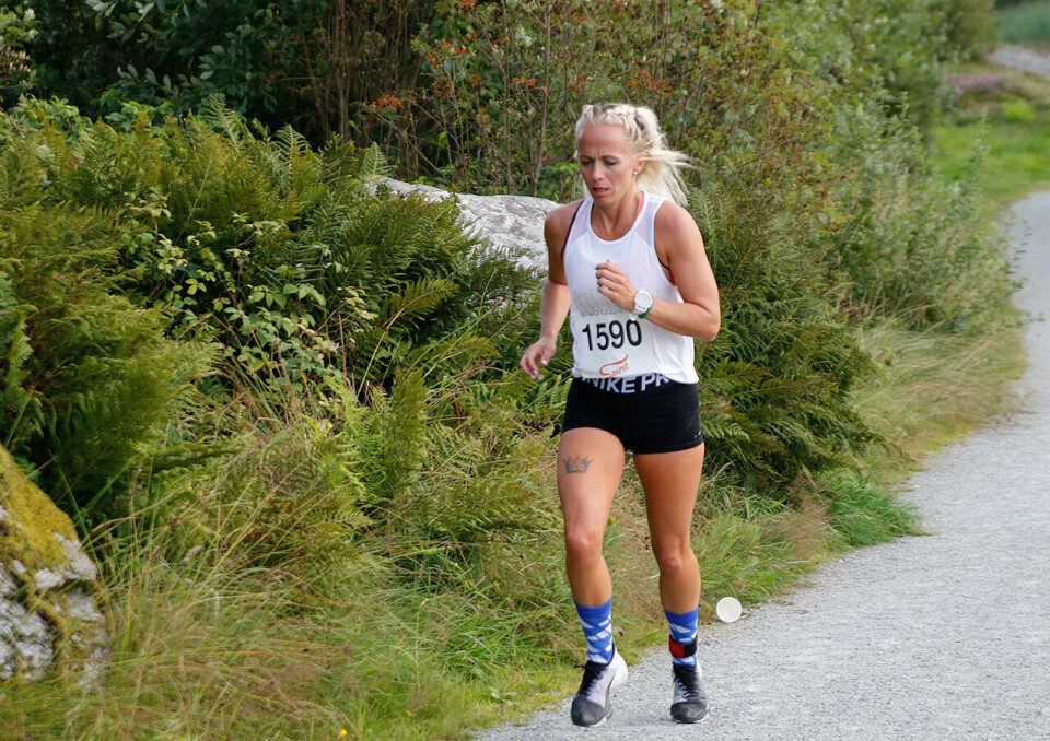 134 løp 7 km eller halvmaraton rundt Hålandsvannet utenfor Stavanger Oddveig-Odland_N9A4169.jpg