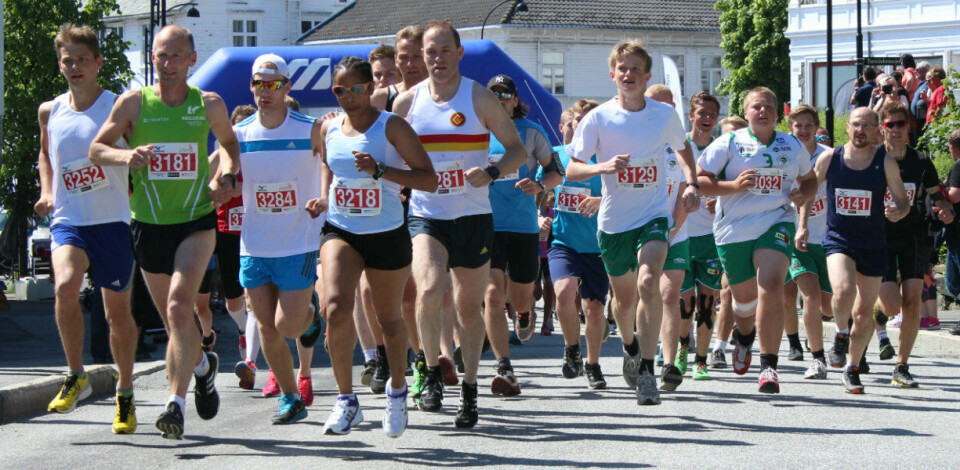 Utrolige Farsund maraton - en folkefest på alle måter 10kmStart.jpg