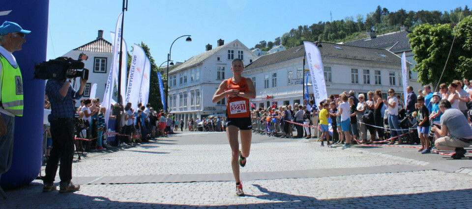 Utrolige Farsund maraton - en folkefest på alle måter 10kmdame2Tjoervaag.jpg