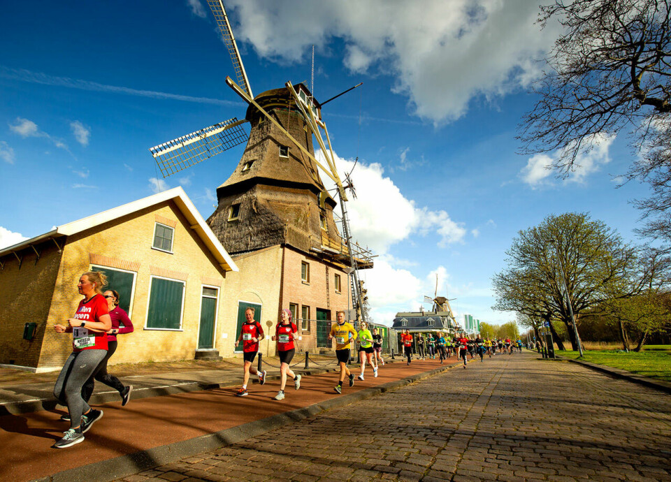 Camilla Bønøgård og Magnus Erstad beste norske i Rotterdam Marathon Vindutsatt.jpg