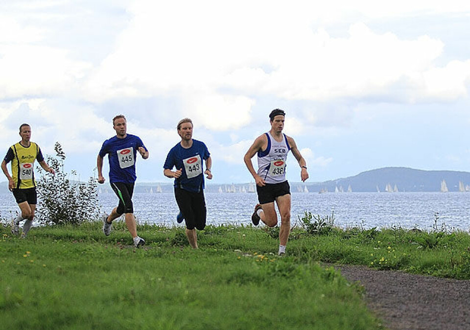 Kystleden Halvmaraton vellykket debut! Watterdal_tok_teten_IMG_3943